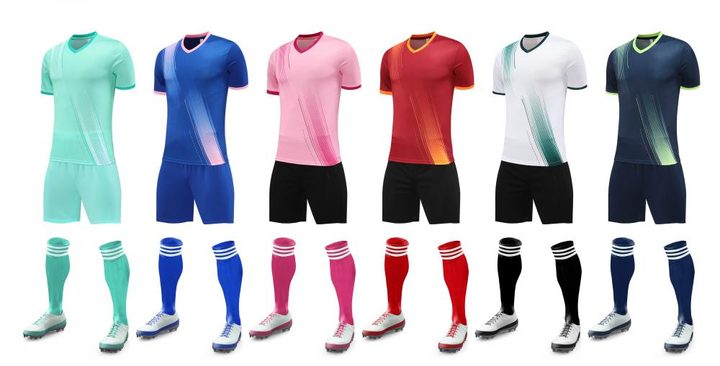Camiseta de fútbol de manga corta con cuello en V – MAIN